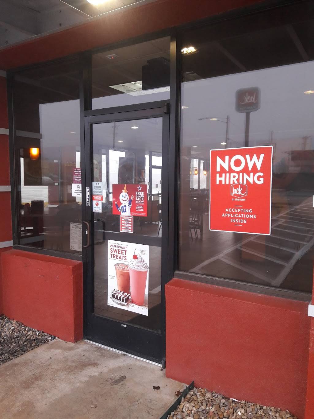 Jack in the Box | restaurant | 900 N Collins St, Arlington, TX 76011, USA | 8172740896 OR +1 817-274-0896