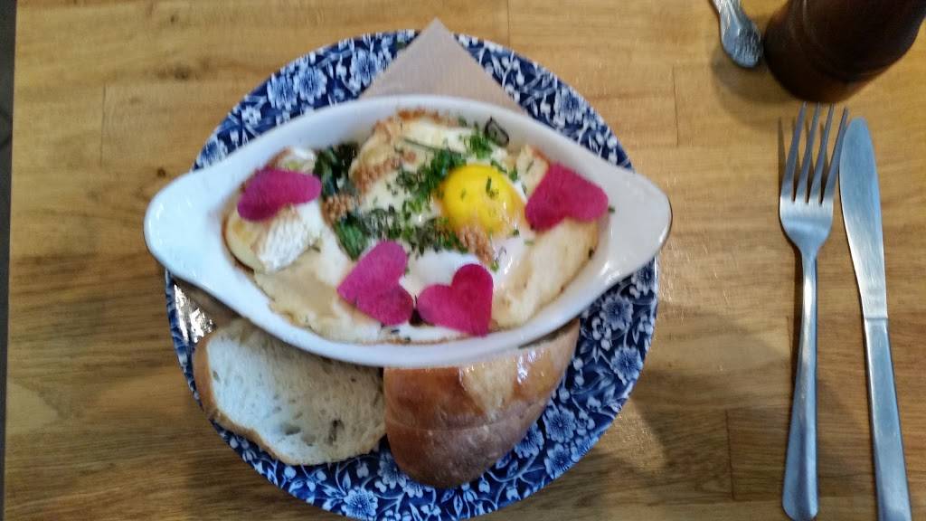 FANNIES | restaurant | 28 Railroad Ave, Warwick, NY 10990, USA | 8459863447 OR +1 845-986-3447