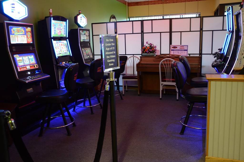 China Express | restaurant | 1920 E Riverside Blvd A, Loves Park, IL 61111, USA | 8152821920 OR +1 815-282-1920