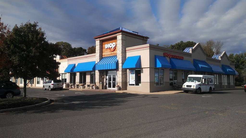 IHOP | bakery | 1759 NJ-88, Brick, NJ 08724, USA | 7322020511 OR +1 732-202-0511