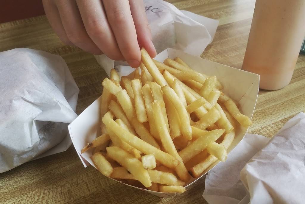 Bartels Giant Burger | restaurant | 2311 North St, Anderson, CA 96007, USA | 5303655300 OR +1 530-365-5300