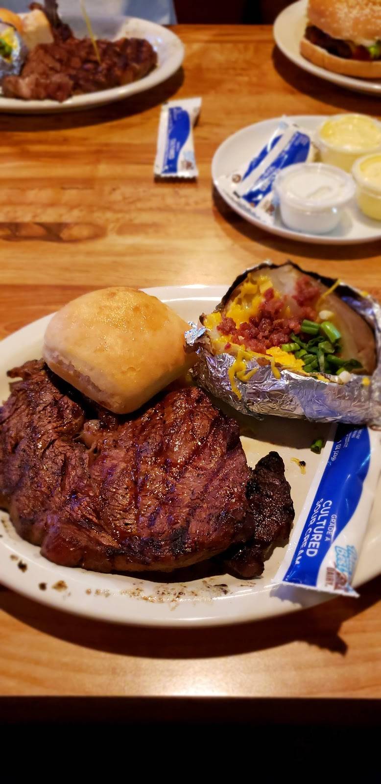 Carters Steak & Seafood | restaurant | 8350 SC-9, Inman, SC 29349, USA | 8645921717 OR +1 864-592-1717