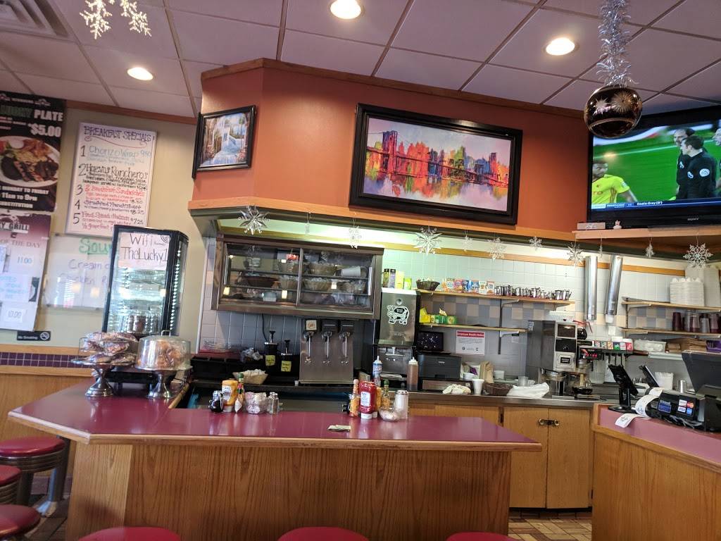 Lucky Grill | restaurant | 4454 N Milwaukee Ave, Chicago, IL 60630, USA | 7732822325 OR +1 773-282-2325