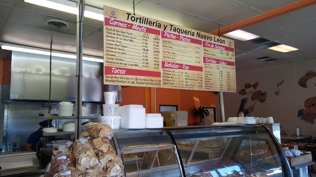 Leon Nuevo Tortilla Factory | restaurant | 820 E Irving Blvd, Irving, TX 75060, USA | 9727211984 OR +1 972-721-1984