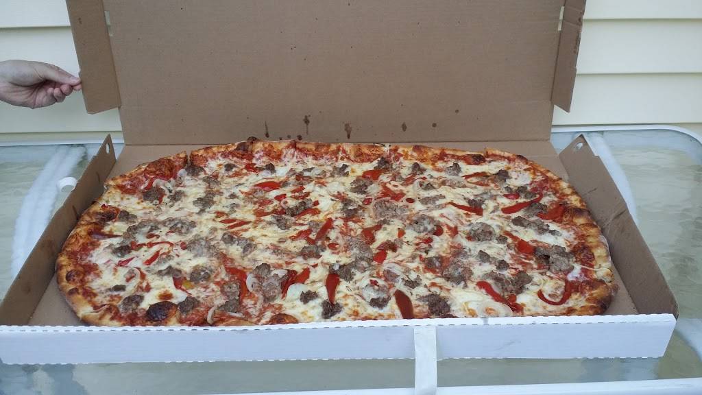 Roma Restaurant | restaurant | 561 College Hwy, Southwick, MA 01077, USA | 4135696315 OR +1 413-569-6315