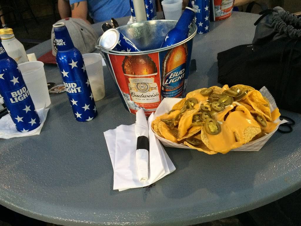 101 St. Louis Sports Spirits Sand | restaurant | 3rd and Lafayette, 1724 South Broadway, St. Louis, MO 63104, USA | 3146215400 OR +1 314-621-5400