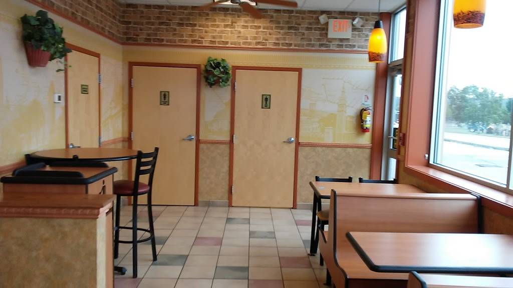 Subway | restaurant | 85 Western Ave, South Portland, ME 04106, USA | 2077616965 OR +1 207-761-6965