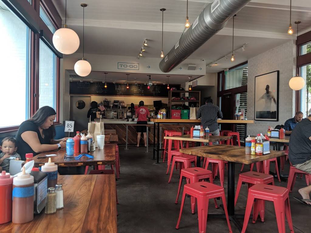 Rodney Scotts BBQ - Charleston | restaurant | 1011 King St, Charleston, SC 29403, USA | 8439909535 OR +1 843-990-9535