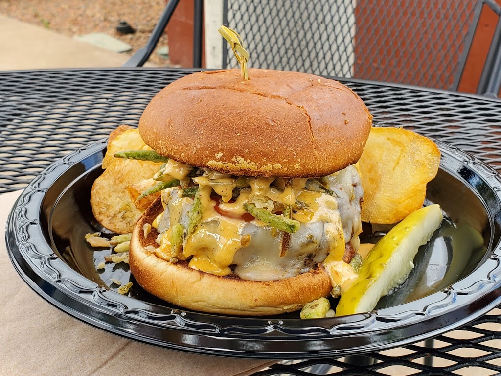 The House | restaurant | 1191 Hall E, Show Low, AZ 85901, USA | 9285379273 OR +1 928-537-9273