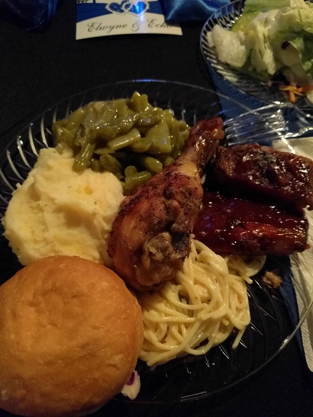 Coles Wings Things | restaurant | 2301 N Pace Blvd, Pensacola, FL 32501, USA | 8504340940 OR +1 850-434-0940