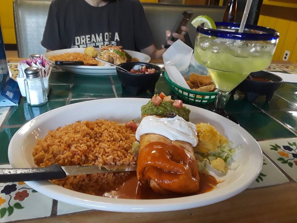 La Fonda De Ofelia | restaurant | 3234 N Palm Ave, Fresno, CA 93704, USA | 5592265435 OR +1 559-226-5435