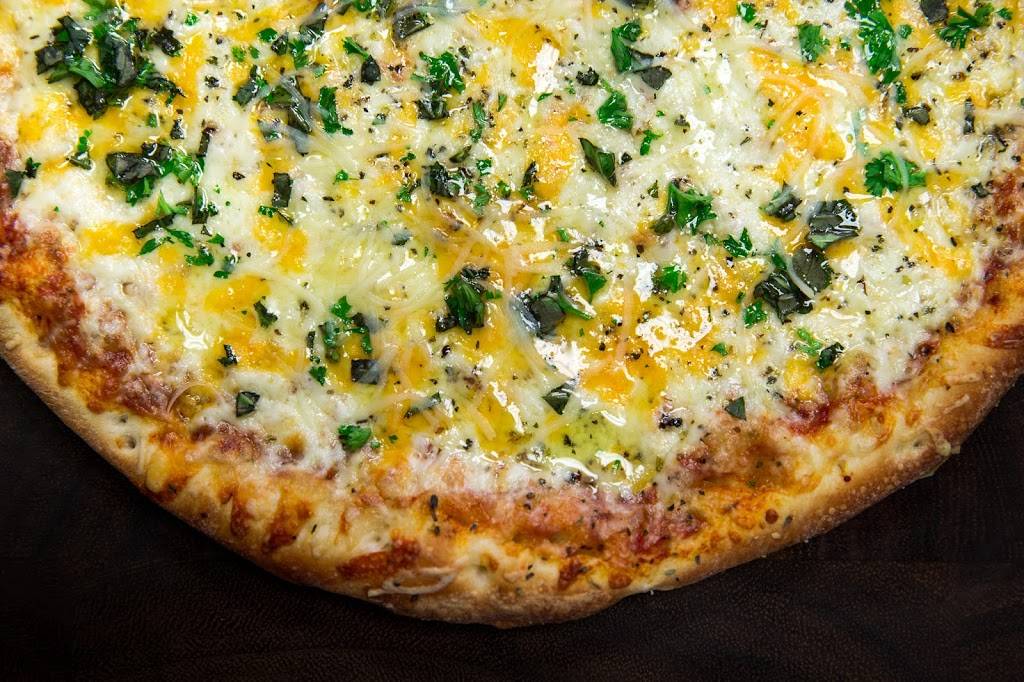 Bondis Pizza | meal takeaway | 298 Springbank Dr, London, ON N6J 1E9, Canada | 5196450322 OR +1 519-645-0322