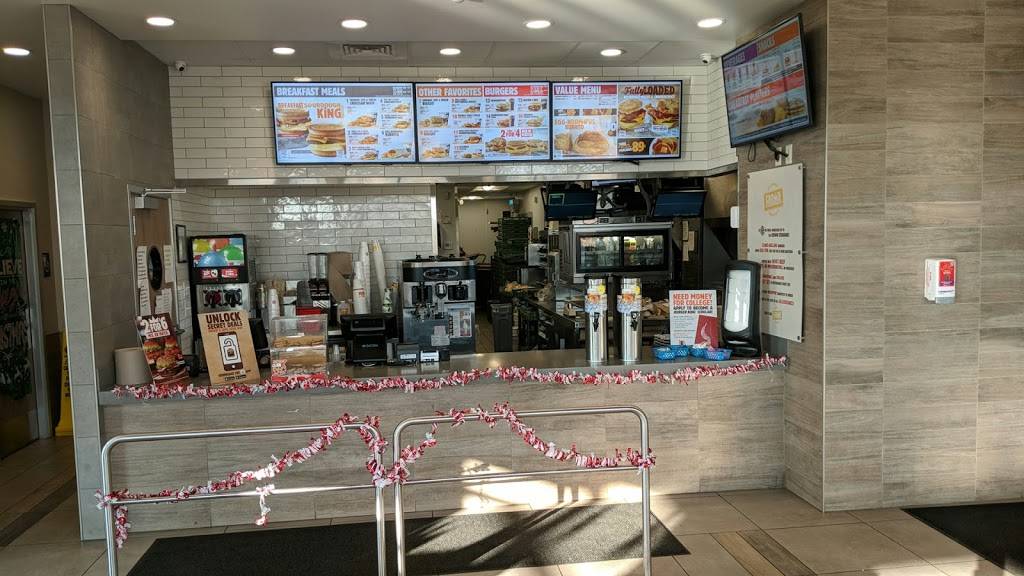 Burger King | restaurant | 100 Mortown Way, Shelbyville, KY 40065, USA | 5024372229 OR +1 502-437-2229