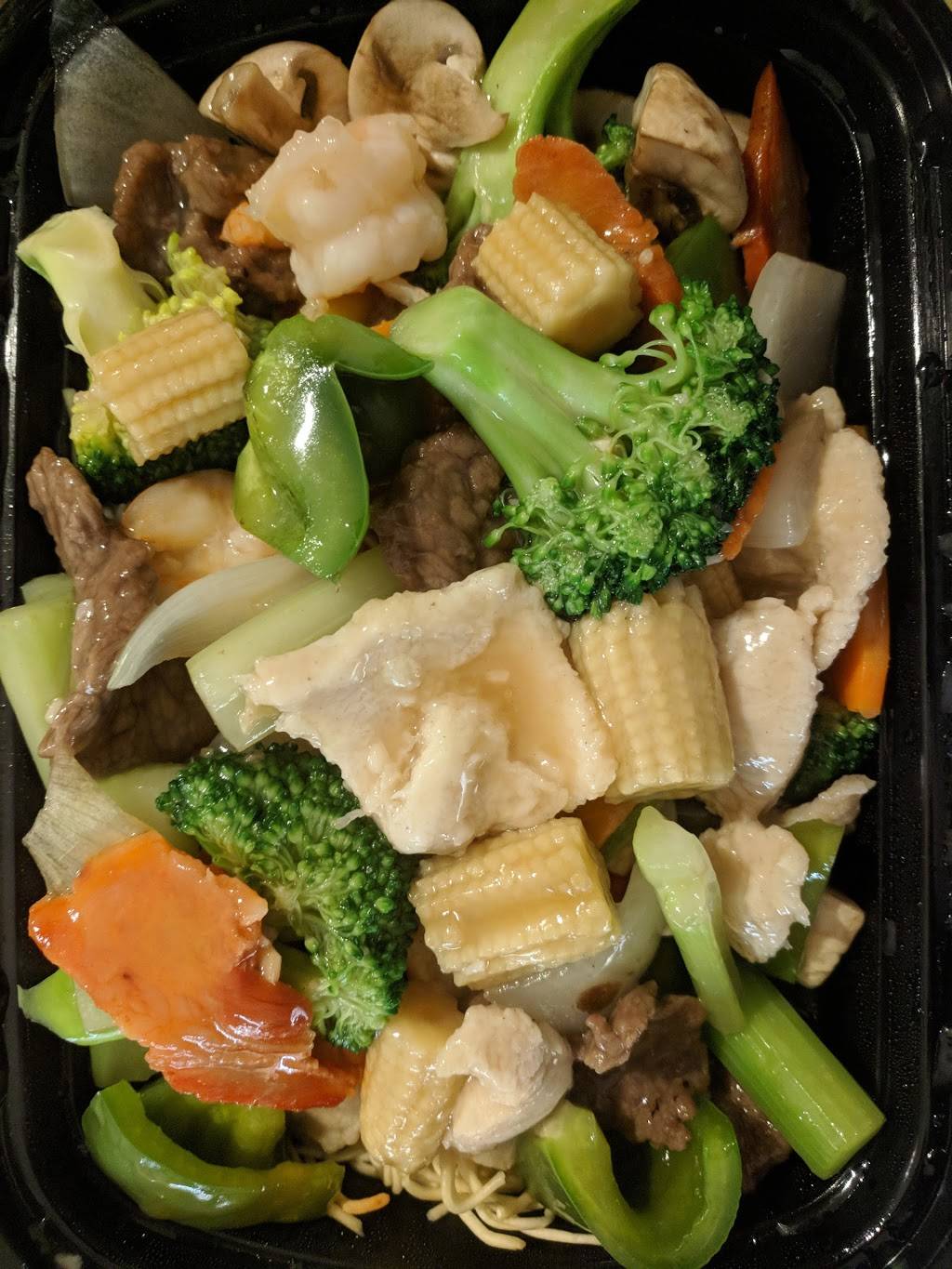 Panda Kitchen | restaurant | 3220 Monarch Dr, Orillia, ON L3V 8A2, Canada | 7053268333 OR +1 705-326-8333