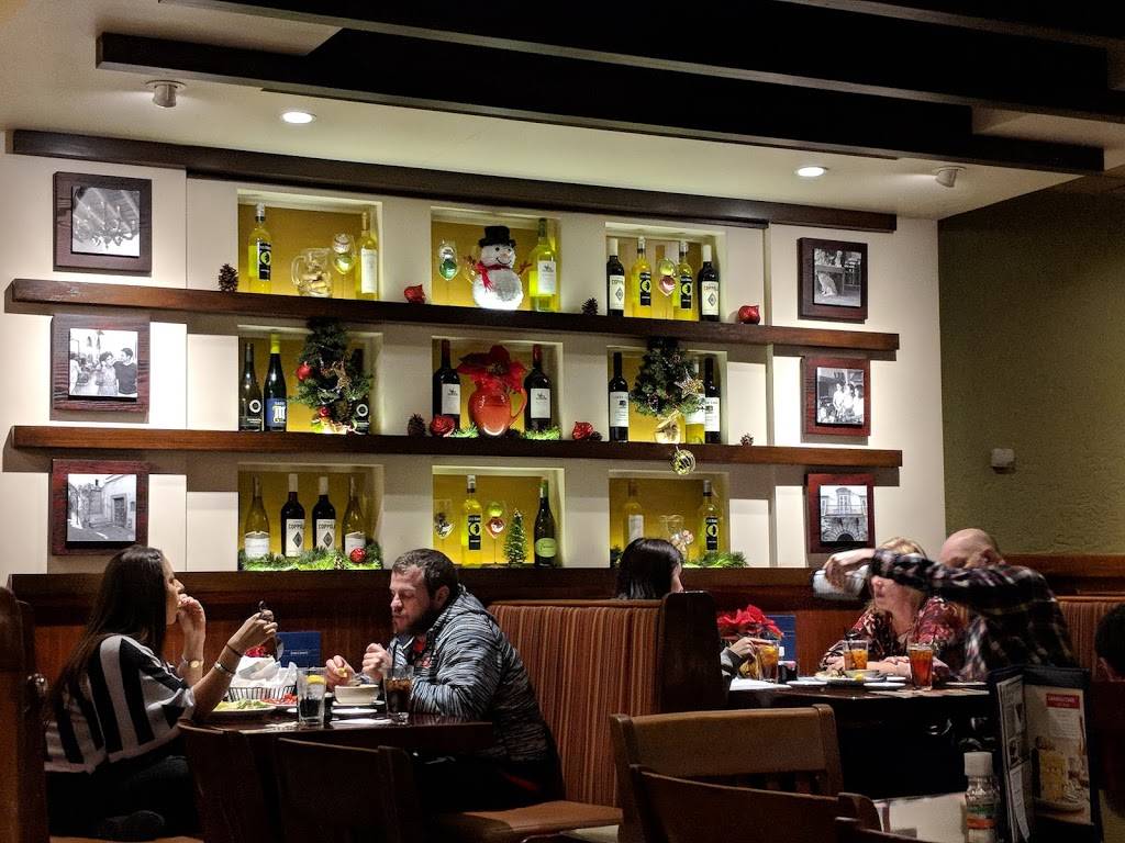 Carrabbas Italian Grill | restaurant | 3210 Tillman Dr, Bensalem, PA 19020, USA | 2152453555 OR +1 215-245-3555