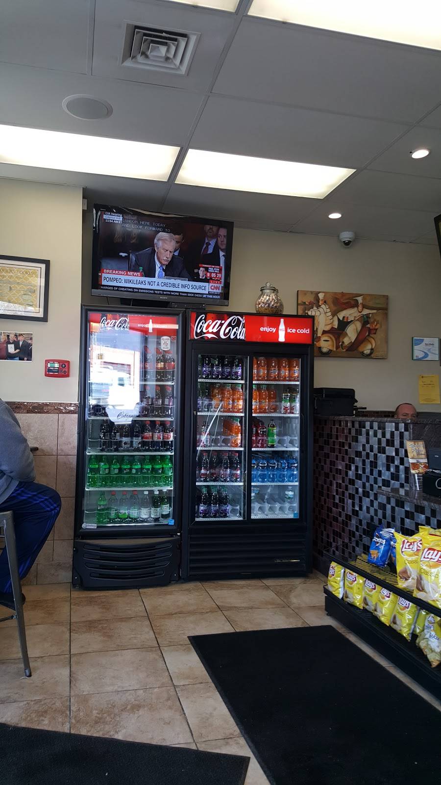 Stashs Pizza | restaurant | 330 Belgrade Ave, Roslindale, MA 02131, USA | 6173271300 OR +1 617-327-1300