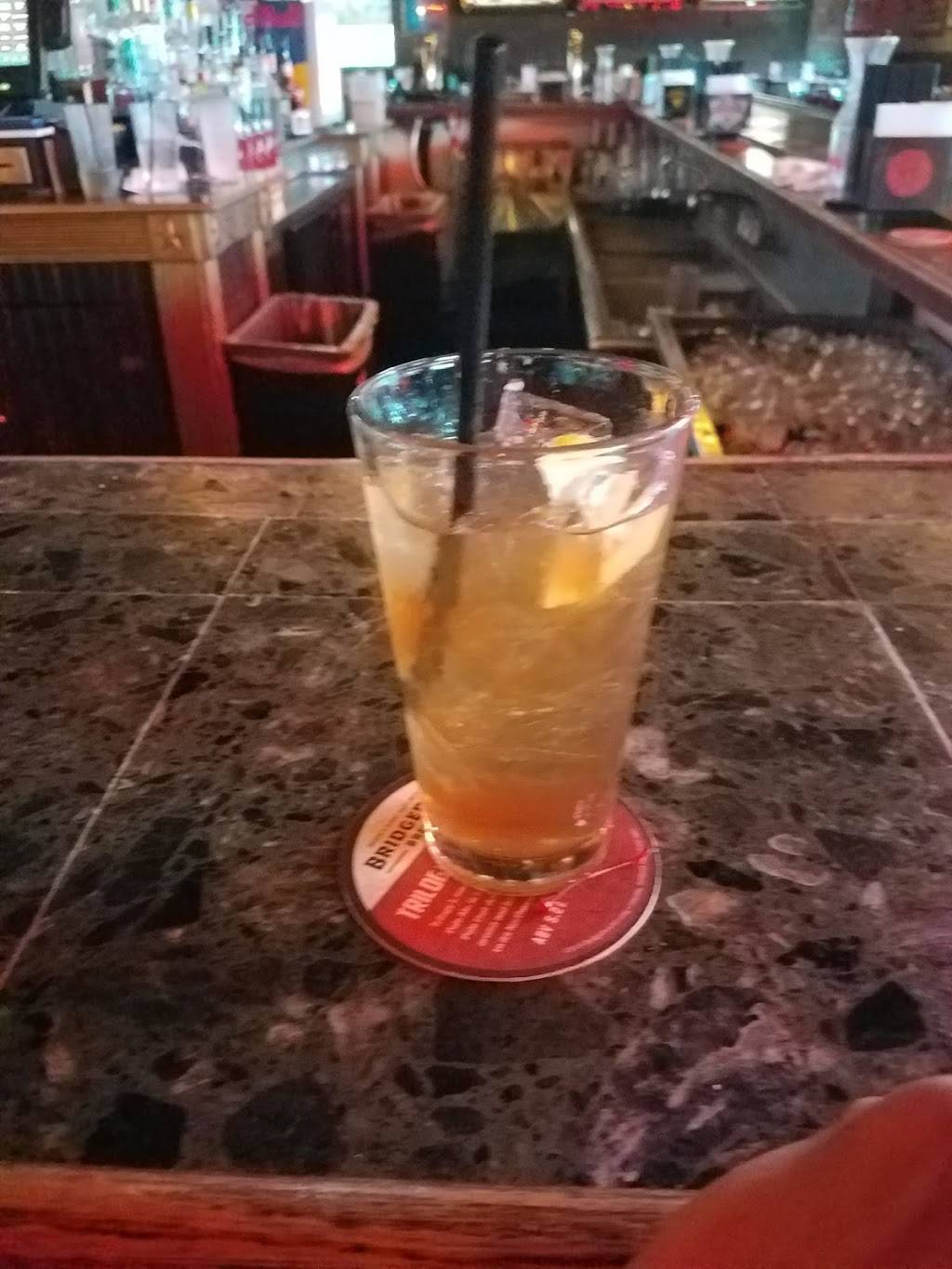 Fast Eddies Billiards | restaurant | 7616 Culebra Rd, San Antonio, TX 78251, USA | 2103905212 OR +1 210-390-5212