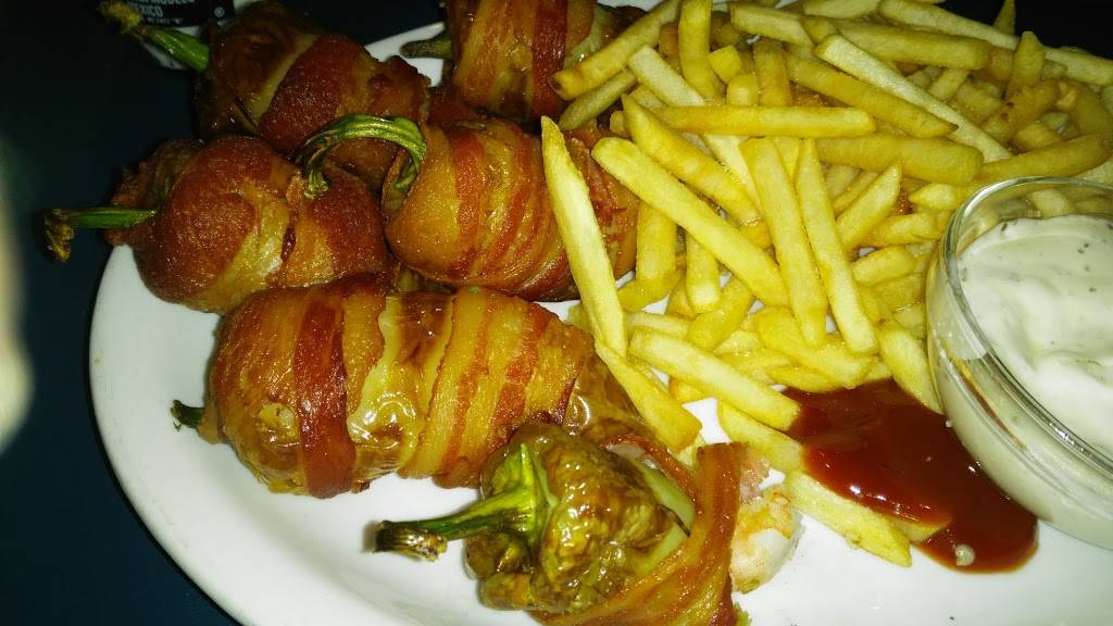 Playas del Novillero | restaurant | 6845 S Central Ave, Phoenix, AZ 85042, USA | 6022326025 OR +1 602-232-6025