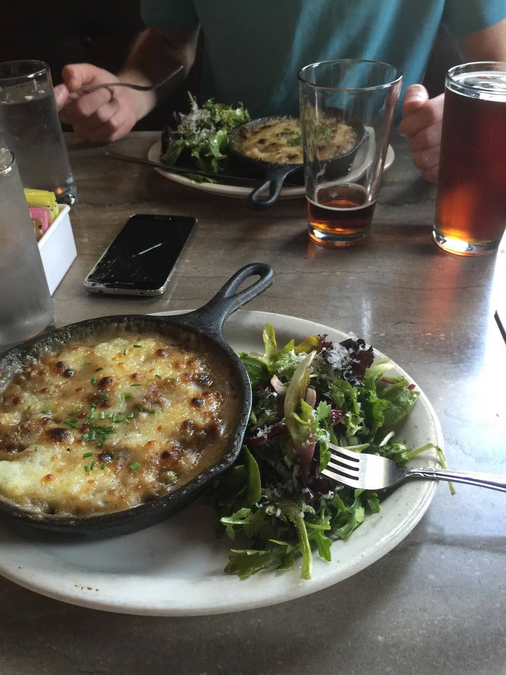 Local on Main Street | restaurant | 95 S Main St, Memphis, TN 38103, USA | 9014739573 OR +1 901-473-9573