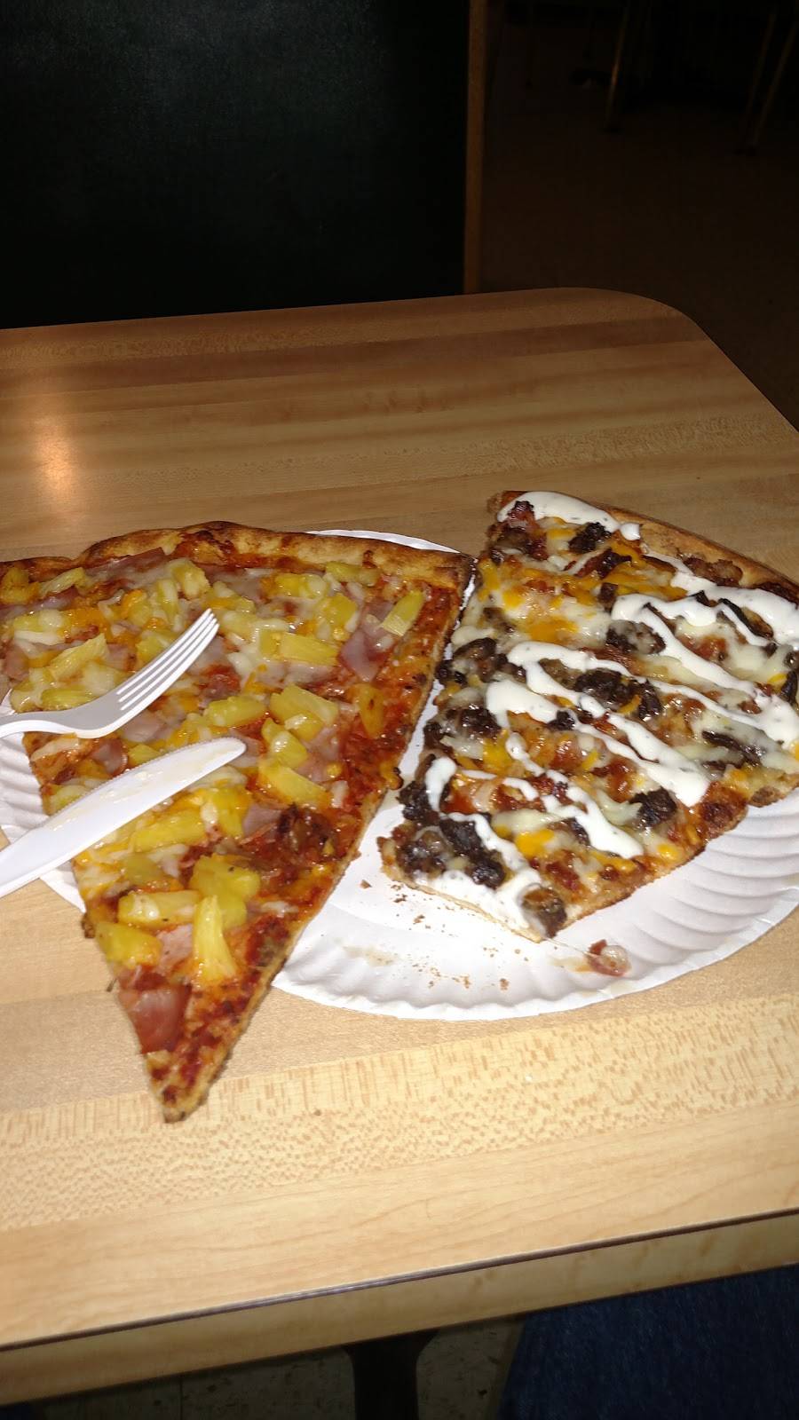 Primos Pizzeria | restaurant | 103 Russell St, Hadley, MA 01035, USA | 4135850950 OR +1 413-585-0950