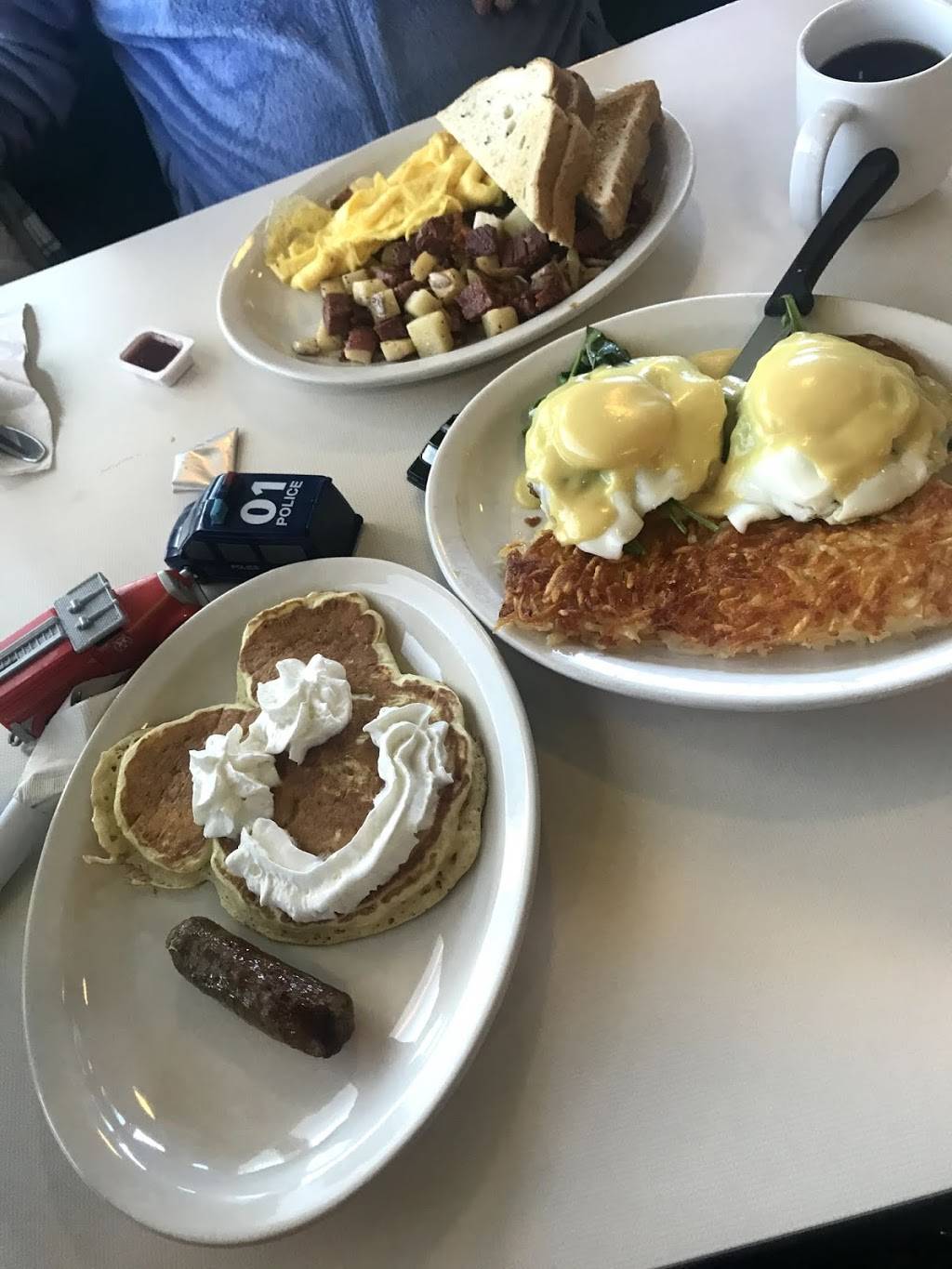 Broadway Diner | restaurant | 304 Broadway St, Baraboo, WI 53913, USA | 6083563287 OR +1 608-356-3287