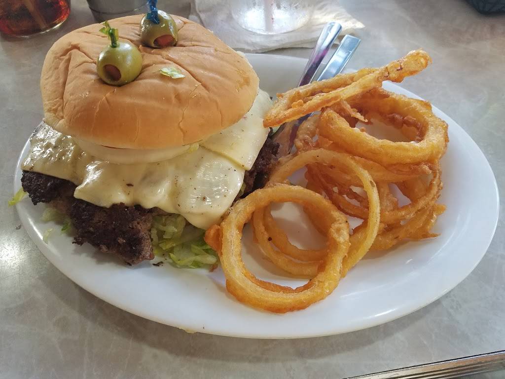 Cheeburger Cheeburger | restaurant | 1975 Periwinkle Way #4112, Sanibel, FL 33957, USA | 2394726111 OR +1 239-472-6111