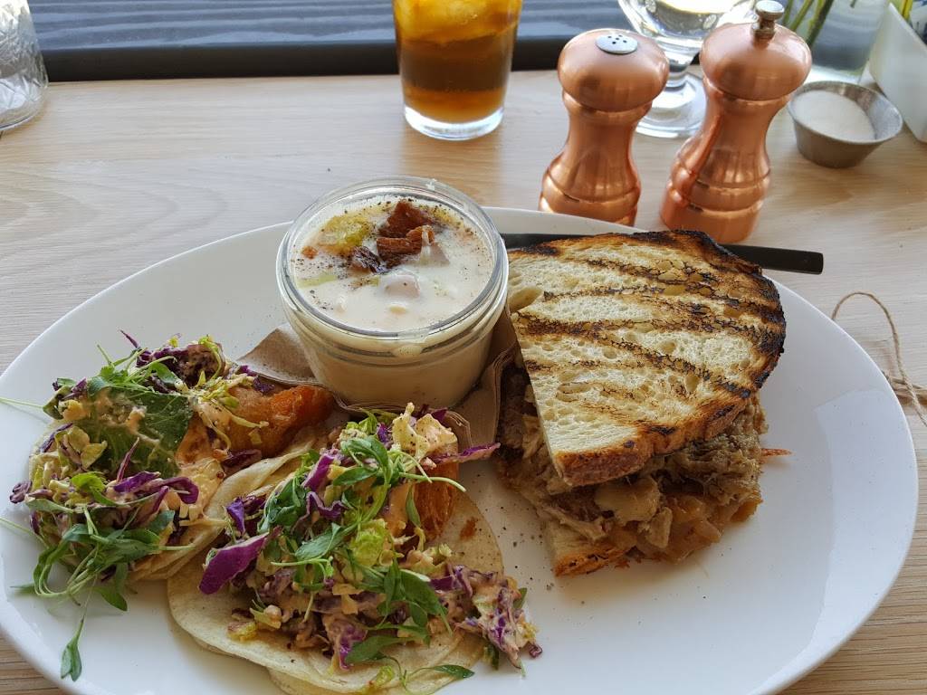 The Hook & Plow | restaurant | 1729 S Catalina Ave, Redondo Beach, CA 90277, USA | 4242478272 OR +1 424-247-8272