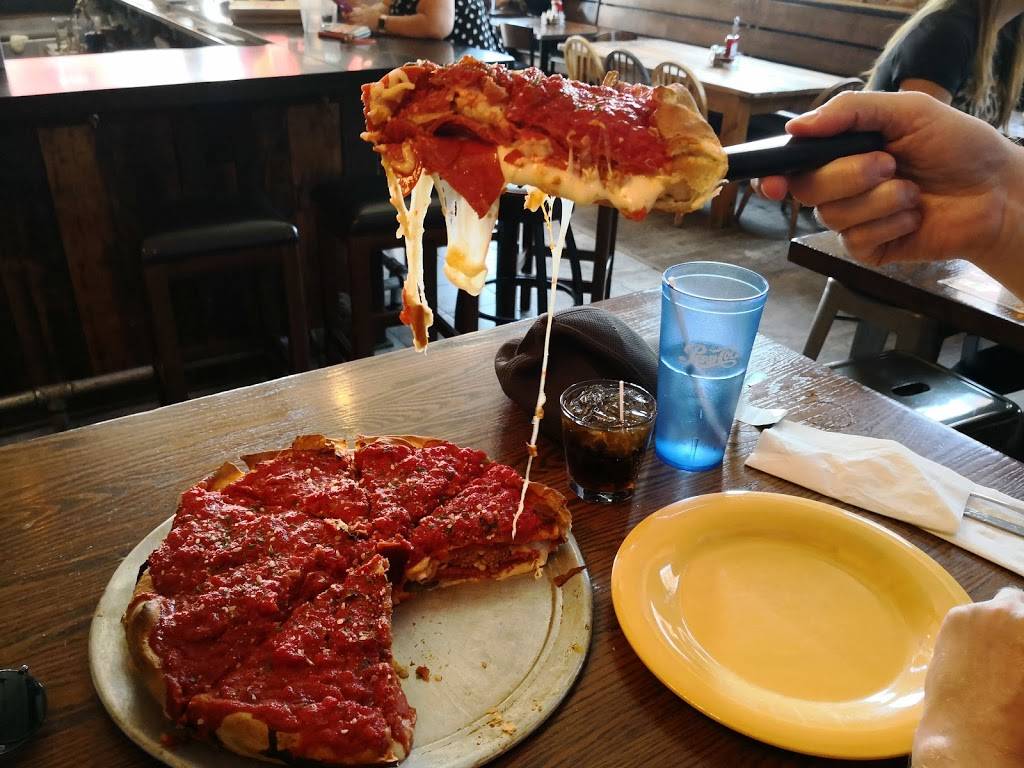 Mios Pizzeria Pub | restaurant | 2634 Vine St, Cincinnati, OH 45219, USA | 5132816467 OR +1 513-281-6467