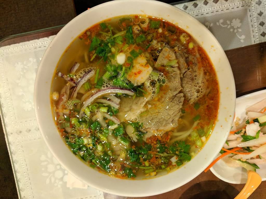 Mai Vietnamese Cuisine | restaurant | 8492 Gravenstein Hwy # J, Cotati, CA 94931, USA | 7076659628 OR +1 707-665-9628