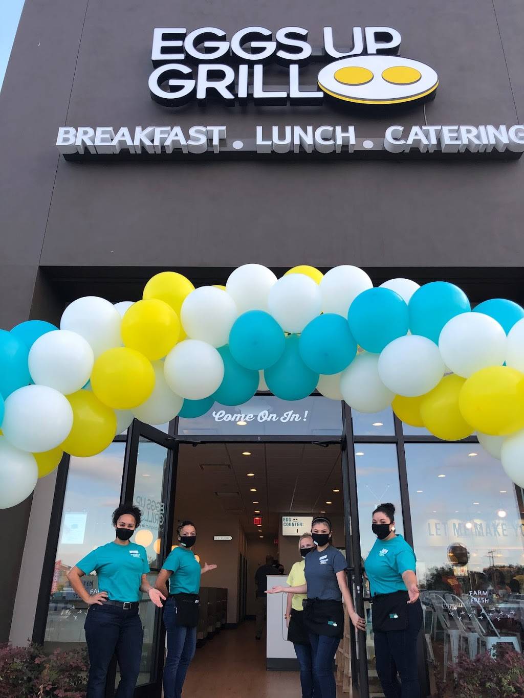 Eggs Up Grill | restaurant | 3920 US-301, Riverview, FL 33578, USA | 8138003447 OR +1 813-800-3447