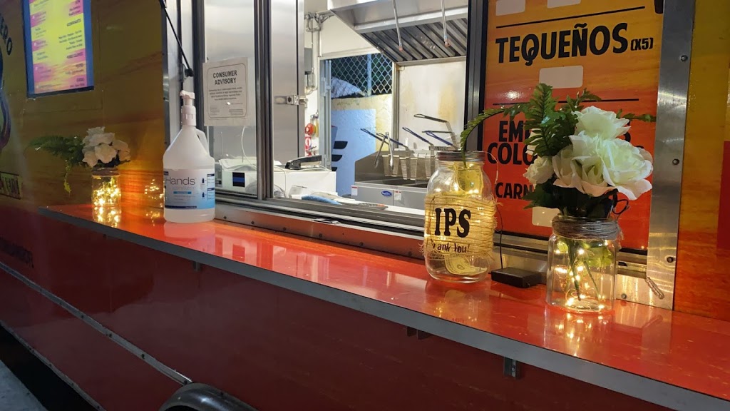 El Rincon LLanero Food Truck | restaurant | 8240 NW 74th St, Medley, FL 33166, USA | 3058246681 OR +1 305-824-6681