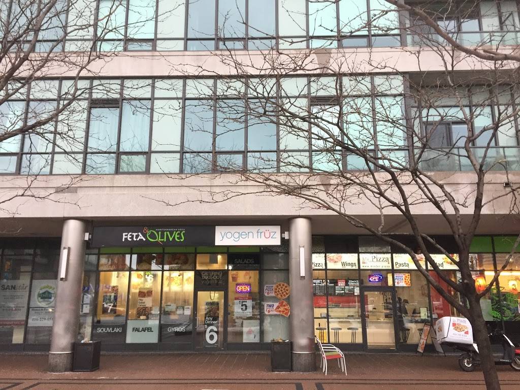 Feta N Olives | restaurant | 16 Yonge St, Toronto, ON M5E 2A1, Canada | 6473523381 OR +1 647-352-3381