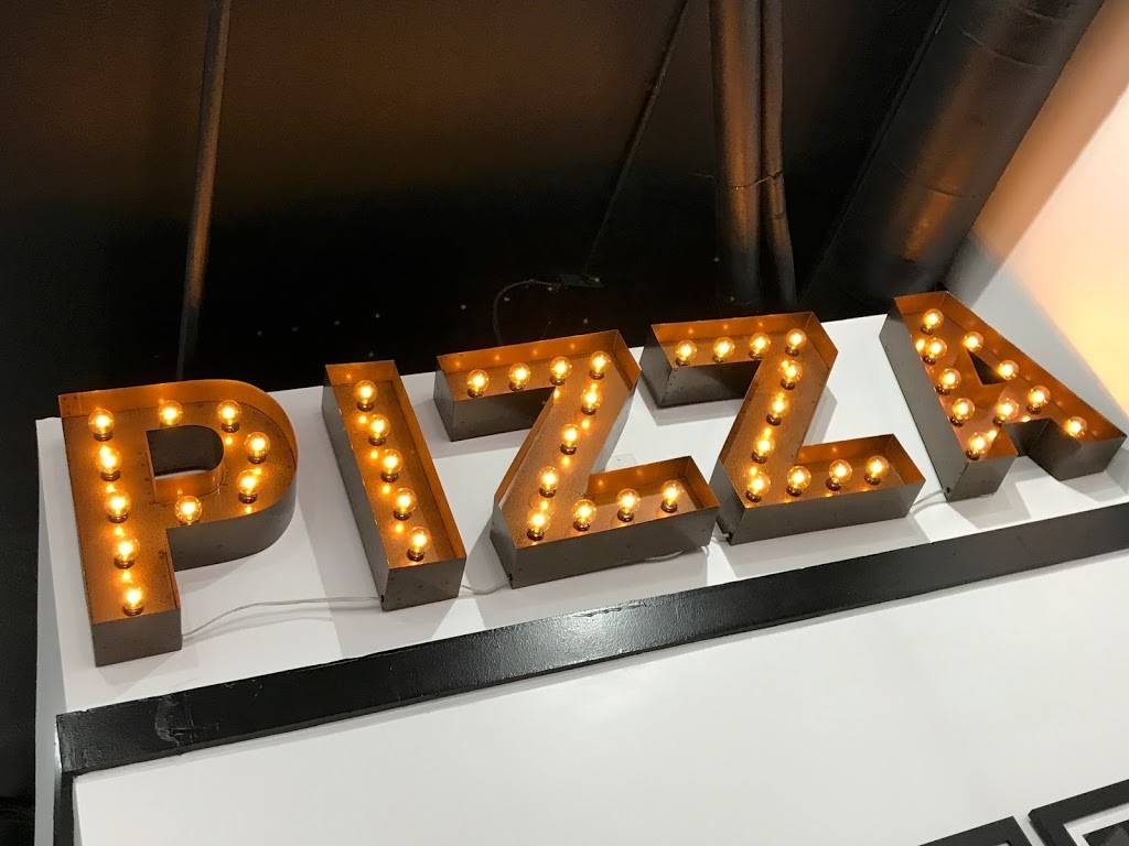 Downtown House of Pizza | meal delivery | 1520 Hendry St, Fort Myers, FL 33901, USA | 2393373467 OR +1 239-337-3467