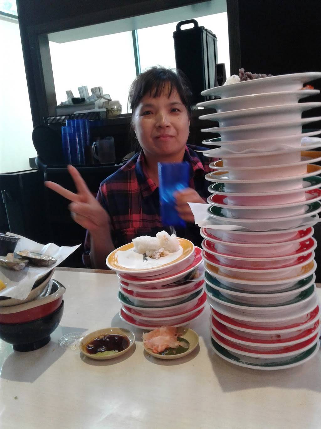 Genki Sushi | restaurant | Waikele Center, 94-799 Lumiaina St, Waipahu, HI 96797, USA | 8086783180 OR +1 808-678-3180