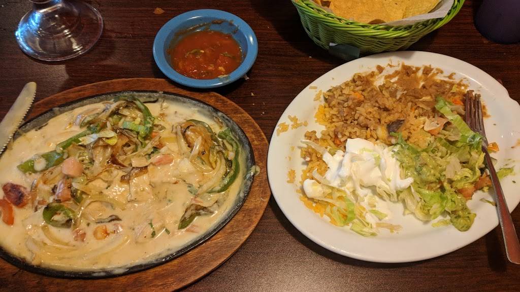 Las Margaritas | restaurant | 1475 East Village Parkway, Mt Zion, IL 62549, USA | 2178641562 OR +1 217-864-1562