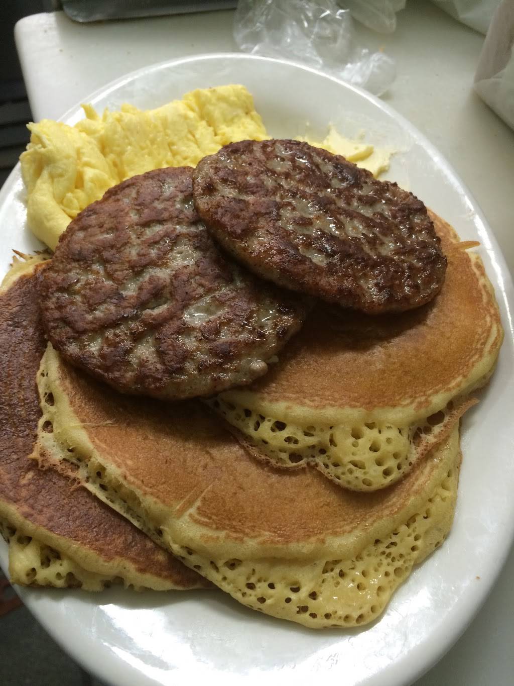 Wimpys | restaurant | 2334 2nd Ave A, New York, NY 10035, USA | 2128283661 OR +1 212-828-3661