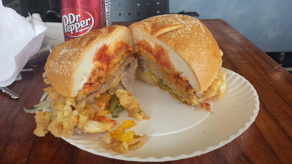 Roccos Plum Tomatoes - Queensway | restaurant | 156 The Queensway, Etobicoke, ON M8Y 1H8, Canada | 6478641464 OR +1 647-864-1464