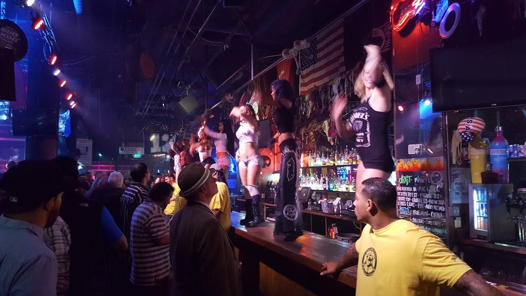 Cowgirls Inc. | restaurant | 421 1st Ave S, Seattle, WA 98104, USA | 2063400777 OR +1 206-340-0777