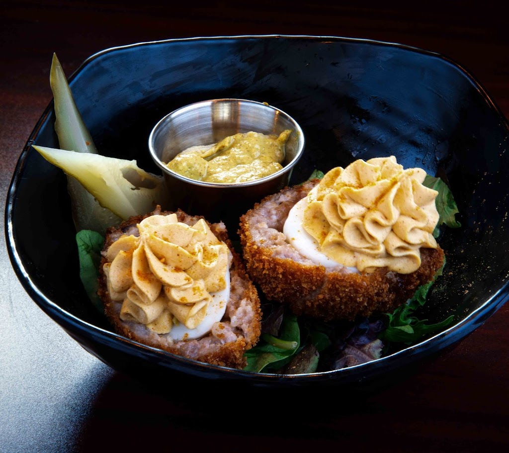 The Burbank Pub | restaurant | 2013 W Burbank Blvd, Burbank, CA 91506, USA | 8185883013 OR +1 818-588-3013