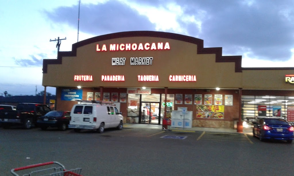 La Michoacana Meat Market | bakery | 806 S Cage Blvd, Pharr, TX 78577, USA | 9562830995 OR +1 956-283-0995