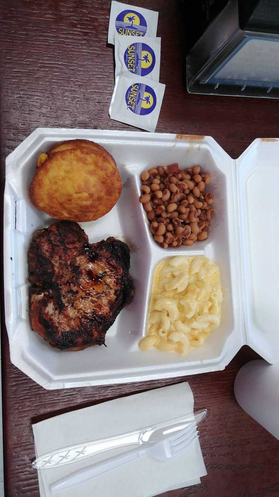 Butts To Go | restaurant | 410 Martin St N, Pell City, AL 35125, USA | 2058842888 OR +1 205-884-2888