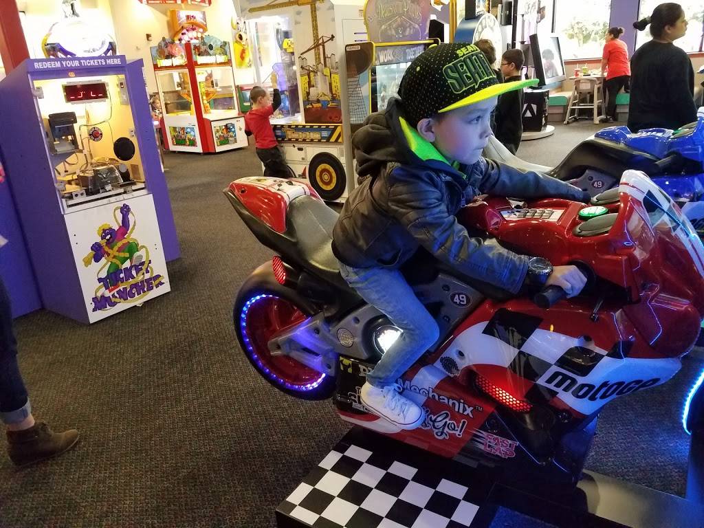 Chuck E. Cheese | restaurant | 7721 NE Vancouver Plaza Dr, Vancouver, WA 98662, USA | 3608965824 OR +1 360-896-5824