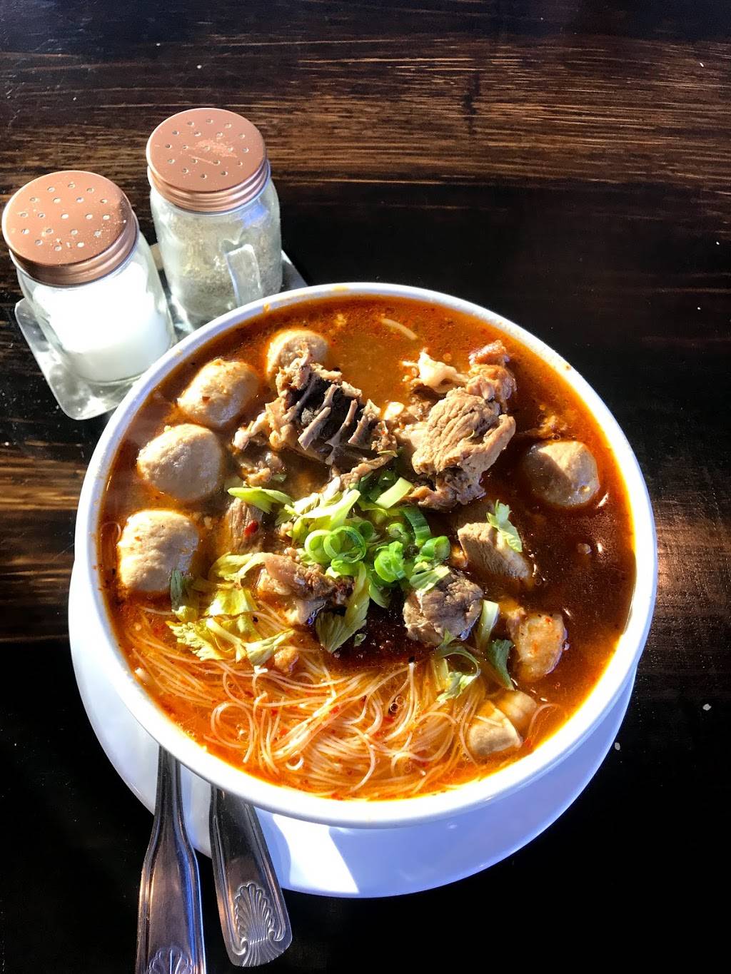 R Thai Cuisine | restaurant | 25685 Redlands Blvd ste b, Loma Linda, CA 92354, USA | 9097961515 OR +1 909-796-1515