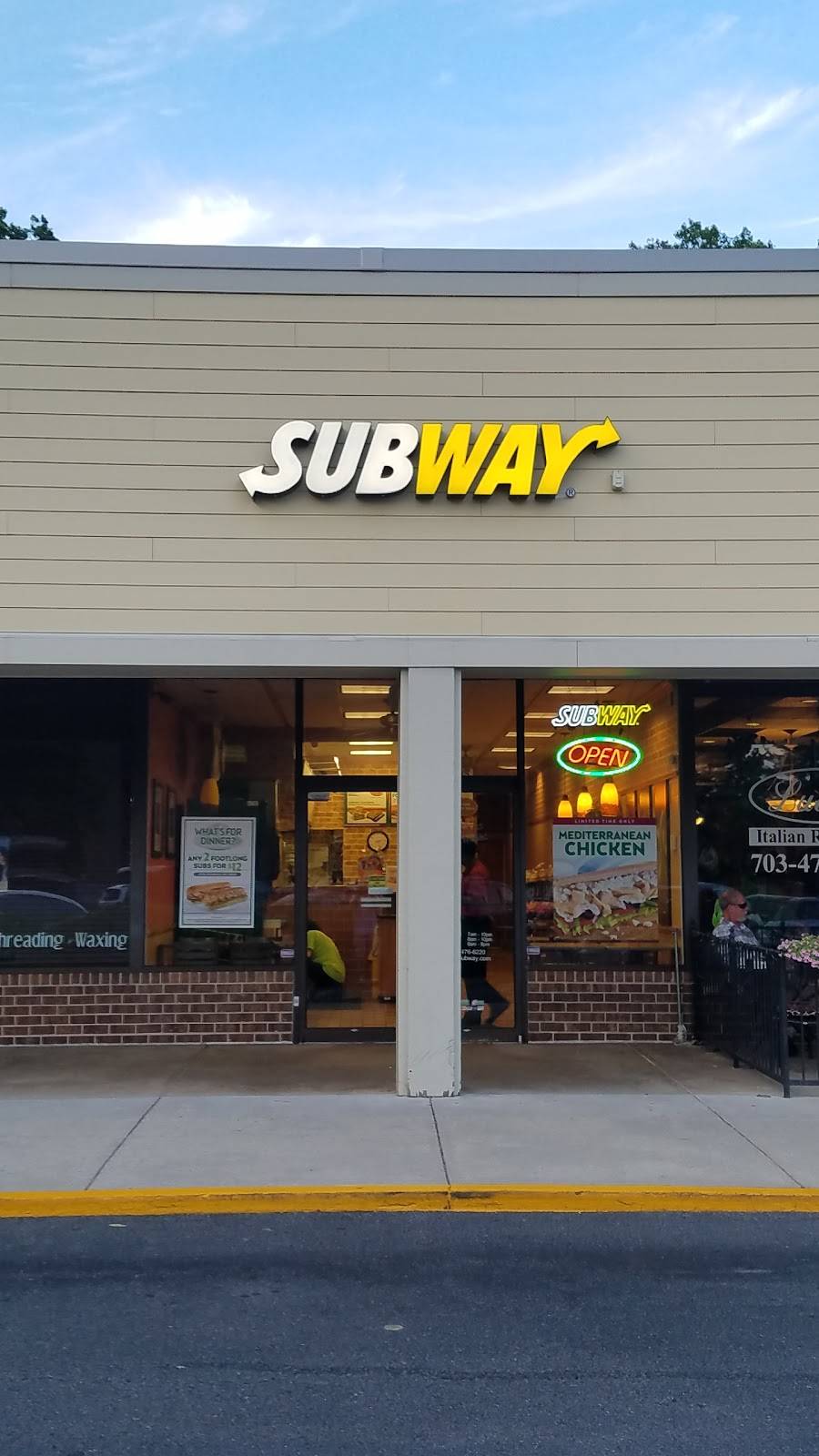 Subway | restaurant | 2527 John Milton Dr, Fox Mill Rd Unit 4, Herndon, VA 20171, USA | 7034766220 OR +1 703-476-6220