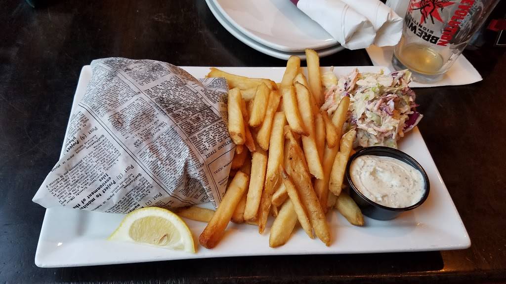 McGonigals Pub | The Loft | restaurant | 105 S Cook St, Barrington, IL 60010, USA | 8472777400 OR +1 847-277-7400