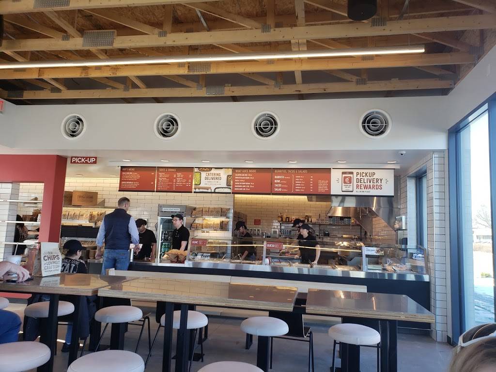 Chipotle | restaurant | 2121 N Amidon Ave, Wichita, KS 67203, USA | 3168690185 OR +1 316-869-0185