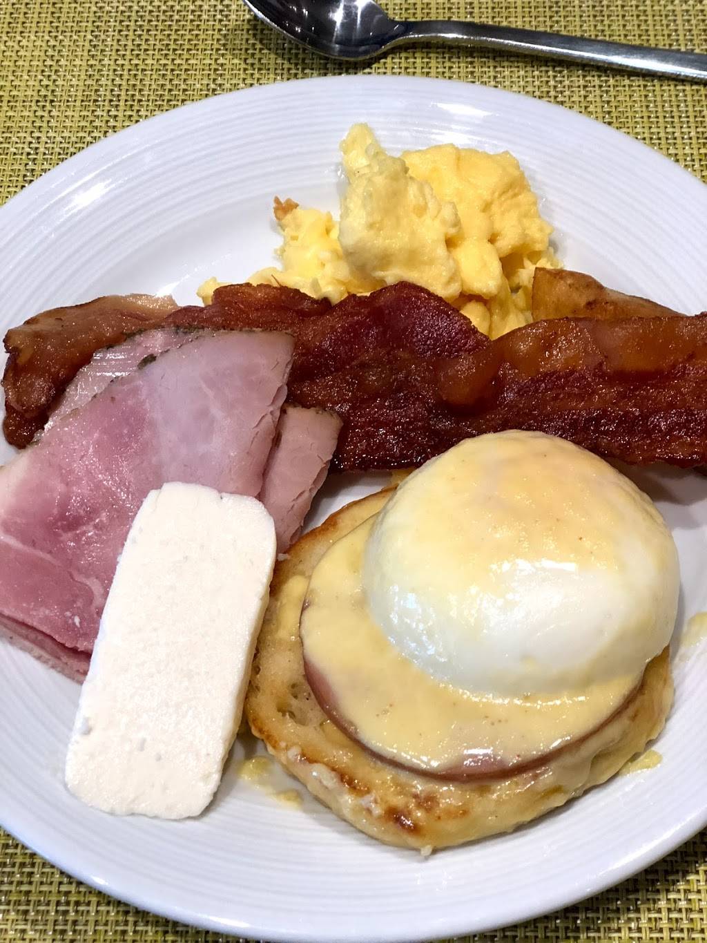 Riva | restaurant | 3030 Holiday Dr, Fort Lauderdale, FL 33316, USA | 9547663100 OR +1 954-766-3100