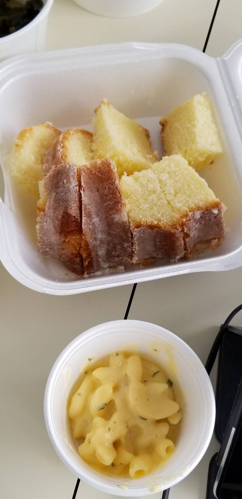 Nannys Soul Food | restaurant | 2410 SE 6th Ave, Topeka, KS 66607, USA | 7852333322 OR +1 785-233-3322