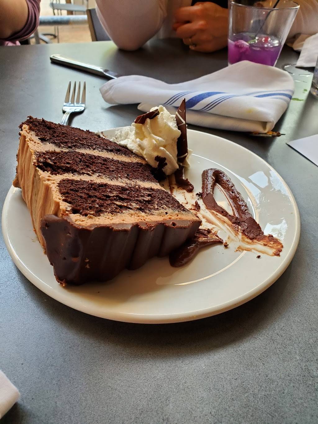 Gray Duck Tavern | restaurant | 345 Wabasha St N, St Paul, MN 55102, USA | 6513409022 OR +1 651-340-9022