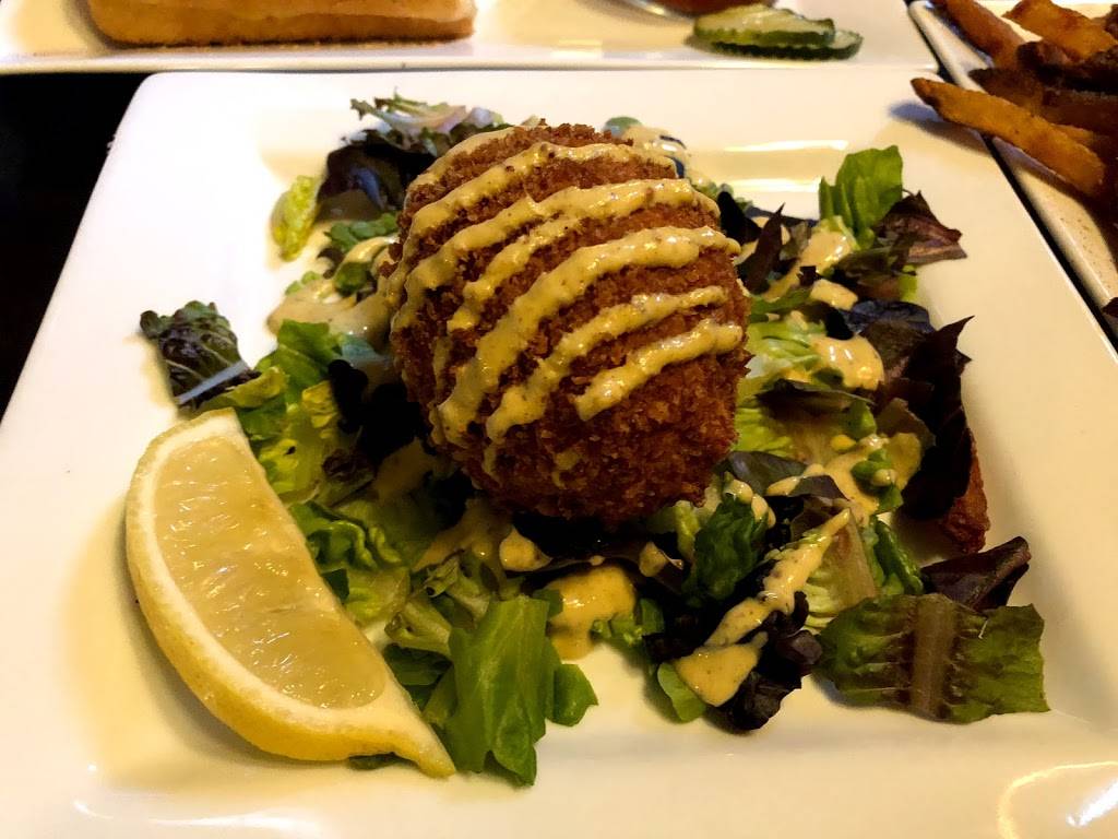 Knickerbocker Tavern | restaurant | 3957 6th Ave, Altoona, PA 16602, USA | 8149420770 OR +1 814-942-0770